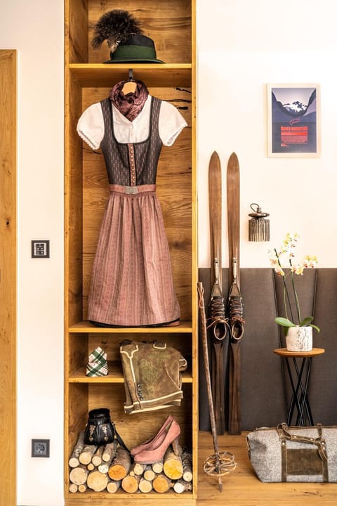 Living room, wardrobe