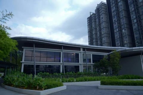 HA1712 - Wi-fi- Netflix-Parking- Pool- Cyberjaya, 3048 Condominio in Putrajaya