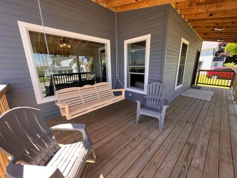 Relaxing Paradise overlooking Stunning Lake Huron House in Saint Ignace