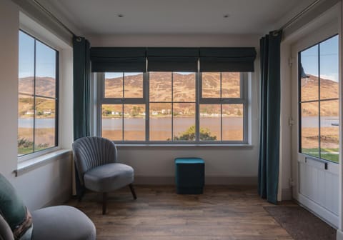 Seating area, Mountain view, Sea view