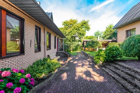 Patio, Inner courtyard view