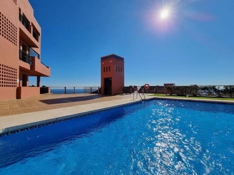 Balcony/Terrace, Swimming pool