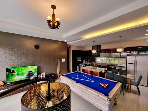 Lounge or bar