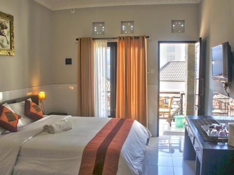 Bed, Photo of the whole room, Decorative detail