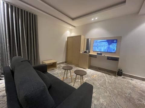 سويت إم للأجنحة الفندقية Apartment hotel in Medina