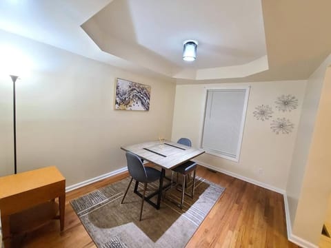 Cozy Duplex with 2 bedrooms, office and finished basement Copropriété in Boonton