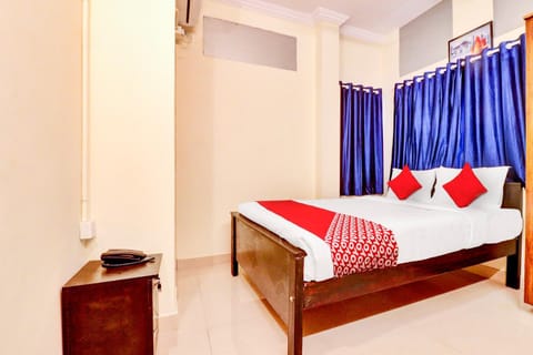 OYO Flagship IRA Comforts Hotel in Bengaluru