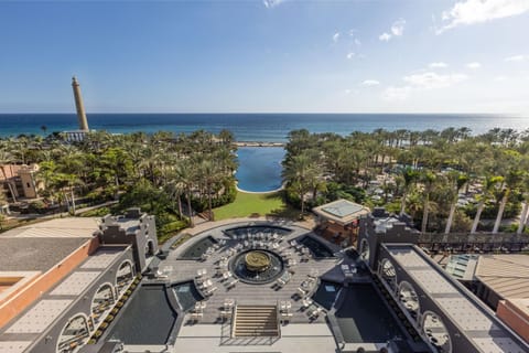 Unique Club at Lopesan Costa Meloneras Resort Hotel in Maspalomas