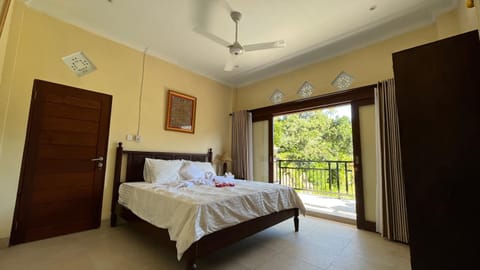 Puri Jumpungan Villas Bed and Breakfast in Sidemen