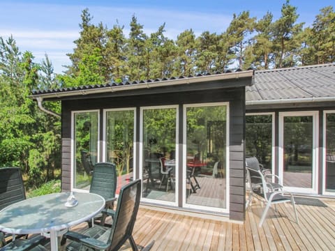 Holiday Home Gudmand - 600m from the sea in Bornholm by Interhome House in Bornholm