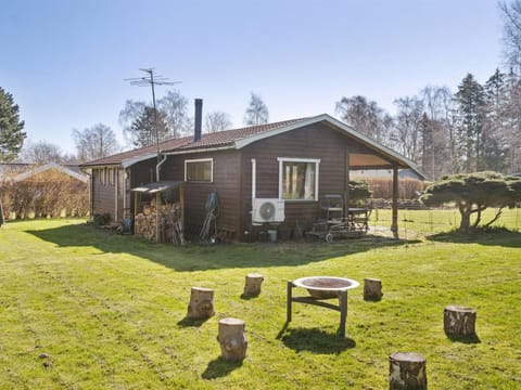 Holiday Home Valdemar - 400m from the sea in Lolland- Falster and Mon by Interhome House in Stege