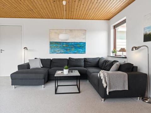 Holiday Home Ingward - 750m from the sea in NW Jutland by Interhome House in Vestervig