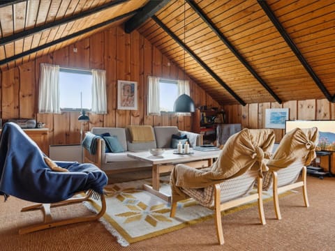 Holiday Home Henri - 500m from the sea in NW Jutland by Interhome Haus in Brovst
