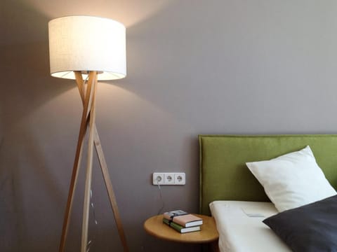 Bed, Photo of the whole room, Decorative detail
