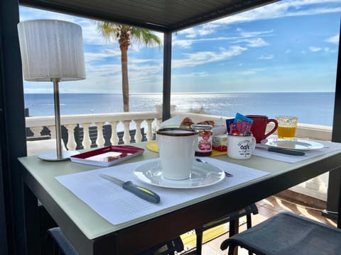 Patio, Day, Natural landscape, View (from property/room), Balcony/Terrace, Dining area, Sea view