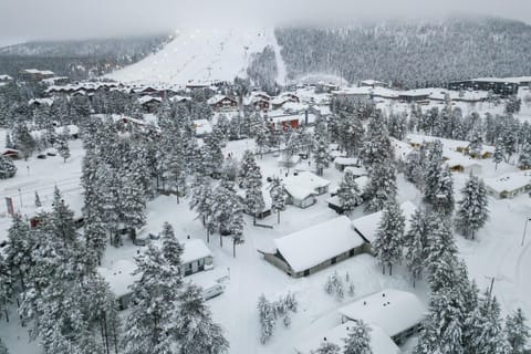 Neighbourhood, Natural landscape