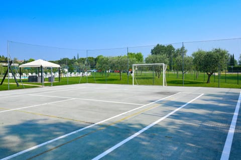 Activities, Tennis court