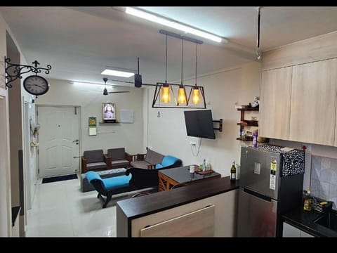 TV and multimedia, Kitchen or kitchenette, stove