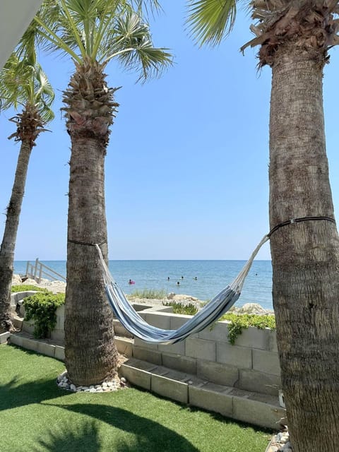 Meneou Blu Beach House* House in Larnaca District