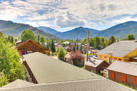 Luxurious Grand Lake Escape with Mountain Views! Casa in Grand Lake