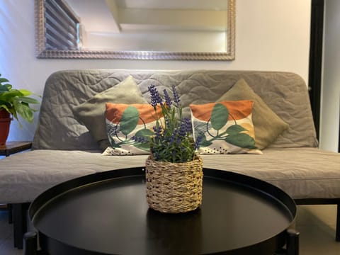 2BR COZY CONDO IN CUBAO WITH CITY SKYLINE VIEW Apartment hotel in Pasig