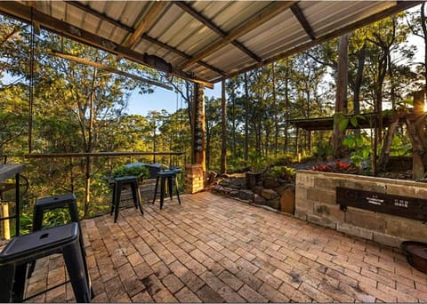 Hunchy Escape House in Palmwoods