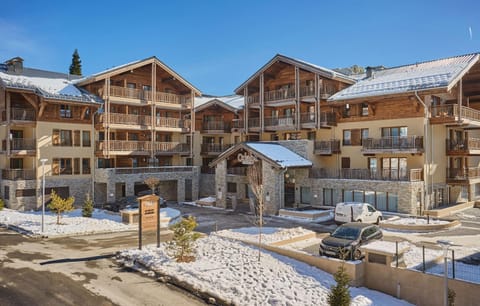 Property building, Day, Natural landscape, Winter