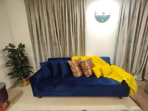 Luxury one bed Apartment in Gold Crest Mall And Residency DHA Lahore Condo in Lahore