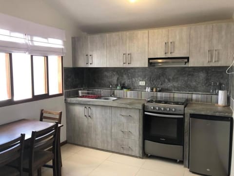 Charming 1-Bed Studio in Huanchaco with balcony Apartamento in Huanchaco