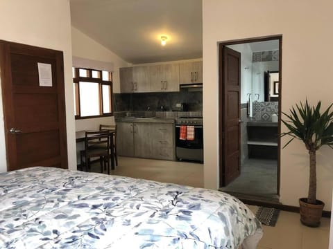 Charming 1-Bed Studio in Huanchaco with balcony Apartamento in Huanchaco