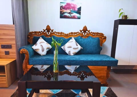 Luxury Studio Apartment , Delhi NCR Eigentumswohnung in Noida