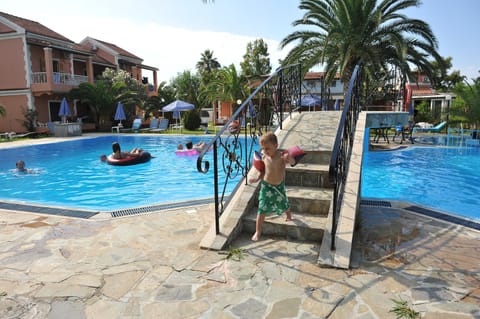 Charlies Venus Apartments Appart-hôtel in Peloponnese, Western Greece and the Ionian