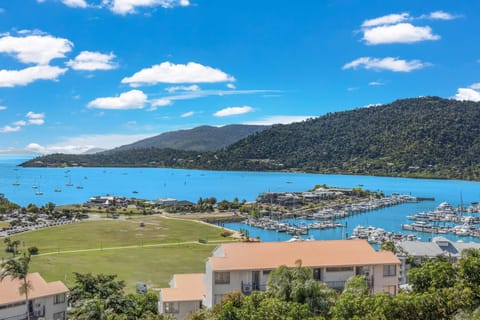 Bliss On The Bay Condominio in Airlie Beach