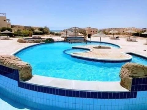 فيلا دوبلكس مع حديقة وشواية Resort in South Sinai Governorate