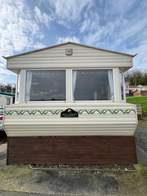 Holiday Home by the sea Campground/ 
RV Resort in Aberystwyth