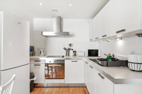 Beautiful 2 Bed in Central Sheffield - Parking Apartment in Sheffield