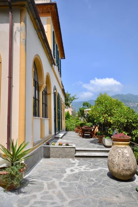 Villa Riviera Rapallo - 5 Min walking from beach Villa in Rapallo