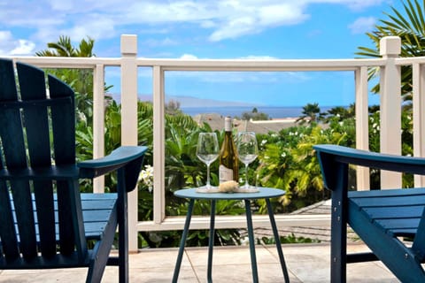 KBM Resorts Grand Champions GCH 42 NEW Remodeled 2 Bedrooms Villa in Heart of Wailea Includes Rental Car Condo in Wailea