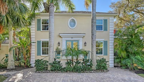Hemingway House - 117 House in Sarasota