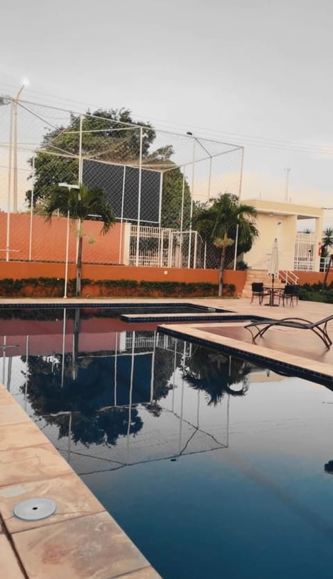 Apartamento em condomínio 24 hrs Condo in Juazeiro do Norte