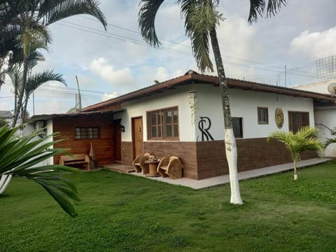 Hosteria SR Bed and Breakfast in Manabí Province