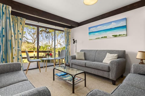 Nelson Beach Cottage by Experience Jervis Bay Casa in Vincentia