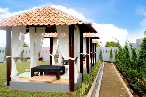 Osmond Villa Resort Campingplatz /
Wohnmobil-Resort in Lembang