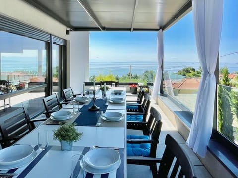 Balcony/Terrace, Balcony/Terrace, Living room, Dining area, Sea view