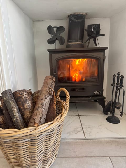 Altonhill Cottage - room only Bed and Breakfast in Nairn