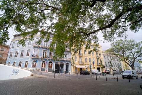 Property building, Neighbourhood, Street view, Location