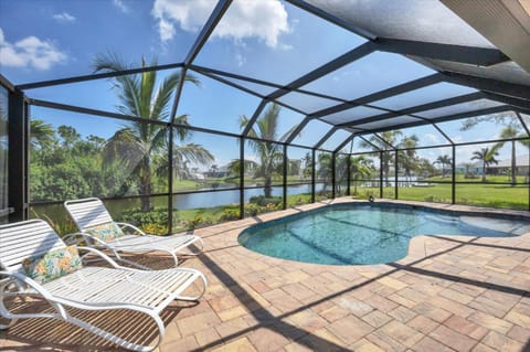 15736 Lakeland House in South Gulf Cove