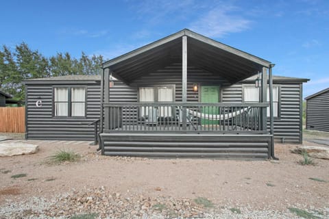 Starlight Horizon C - Yellow Rose House in Canyon Lake