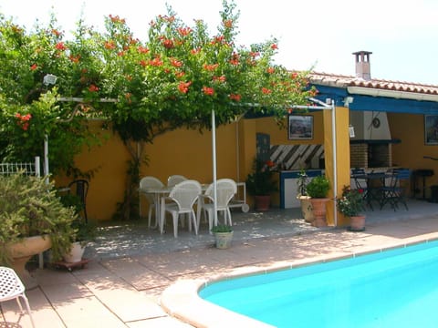 Patio, Balcony/Terrace, Pool view, Swimming pool