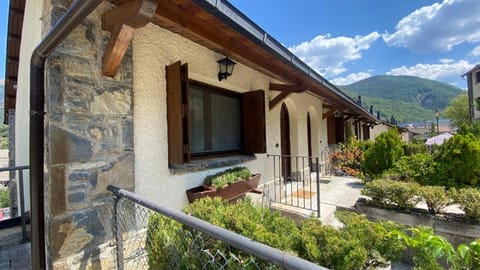 Facade/entrance, Garden view